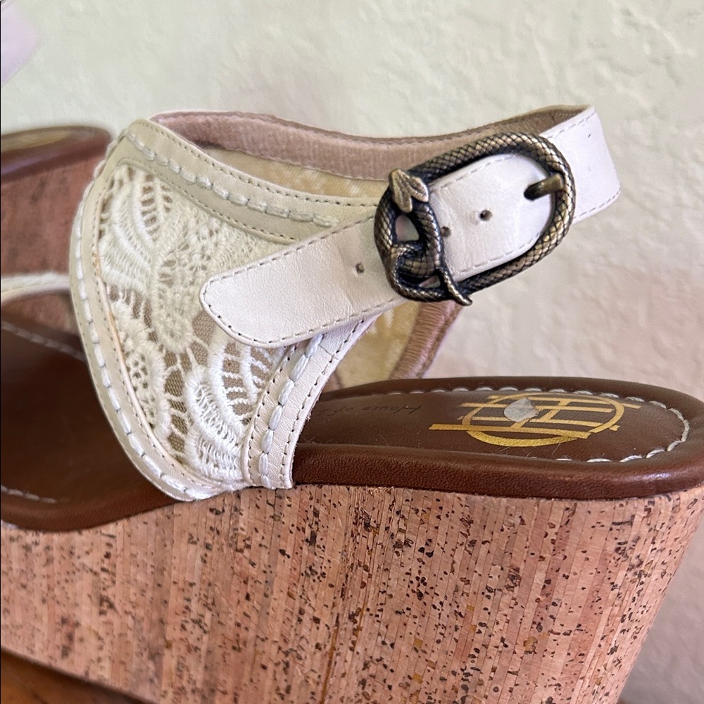 House of Harlow 1960 Lace Wedge Sandals | 8.5 | Cream and Tan - Picture 4 of 9